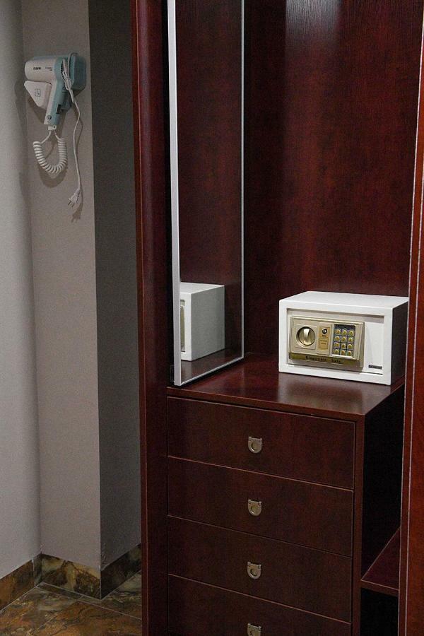 เดอะ เพรสซิเดนท์ โฮเต็ล Apartment นาดี ภายนอก รูปภาพ