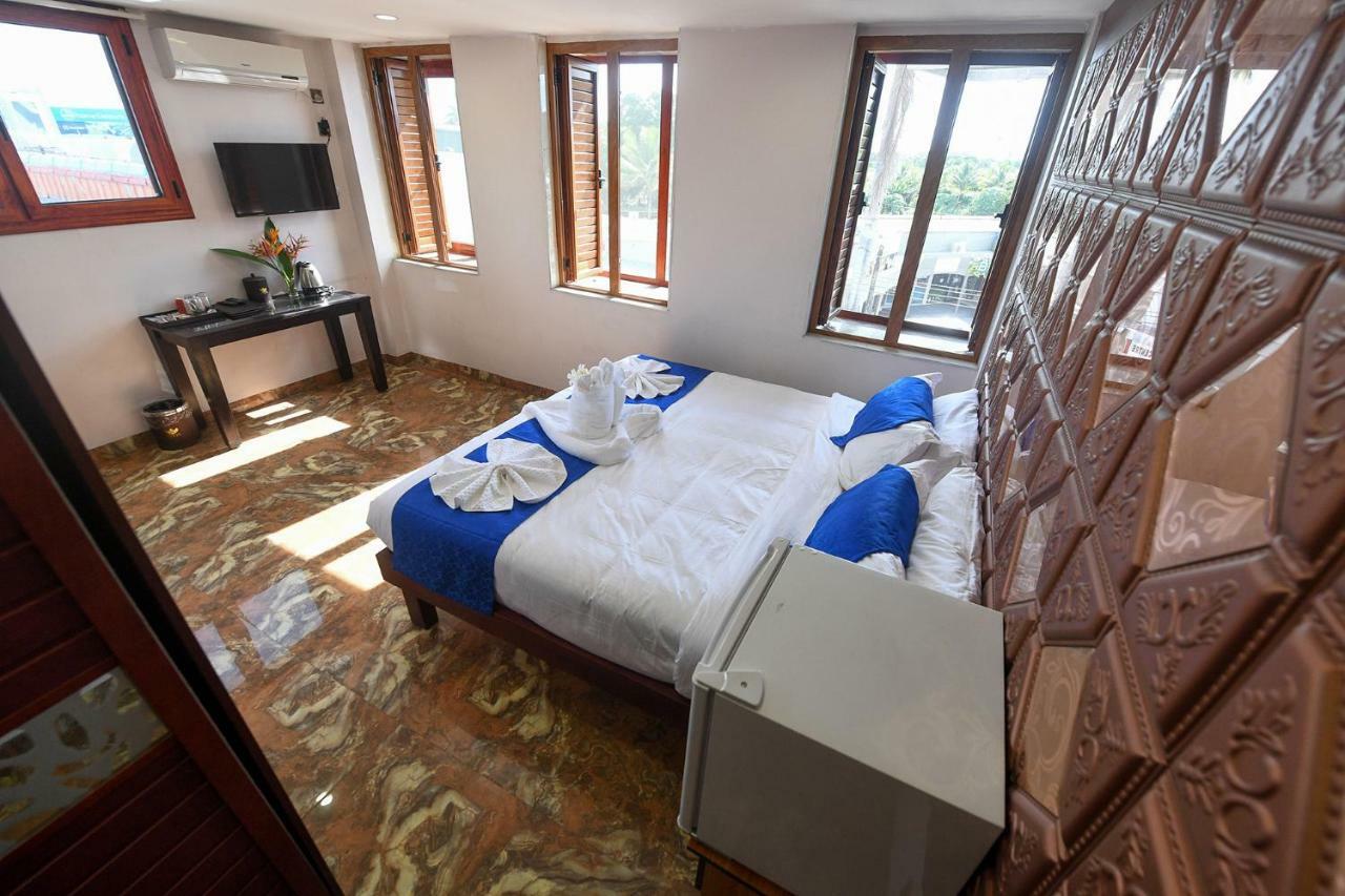 เดอะ เพรสซิเดนท์ โฮเต็ล Apartment นาดี ภายนอก รูปภาพ